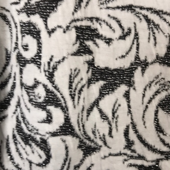 EN FOCUS STUDIO Semi formal dress leaves black and white sparkly size 10 - Picture 4 of 6